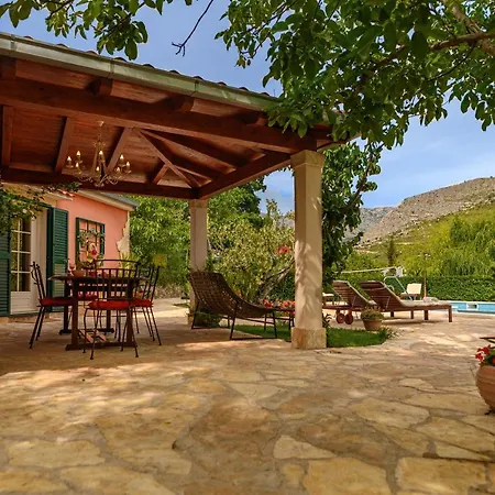 Hacienda Mihovil Marin فيلة *